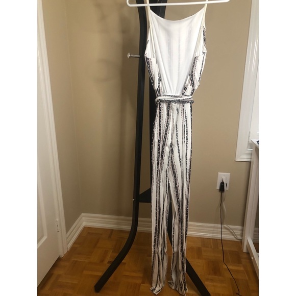 JUMPSUIT MBoutique - Picture 3 of 9